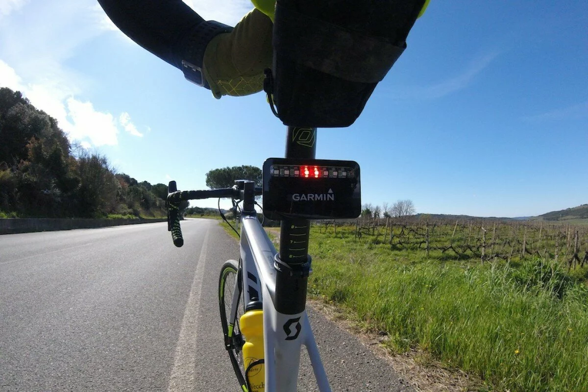 Und es bewegt sich doch: Das Garmin Varia Radar (Bundle) im Test